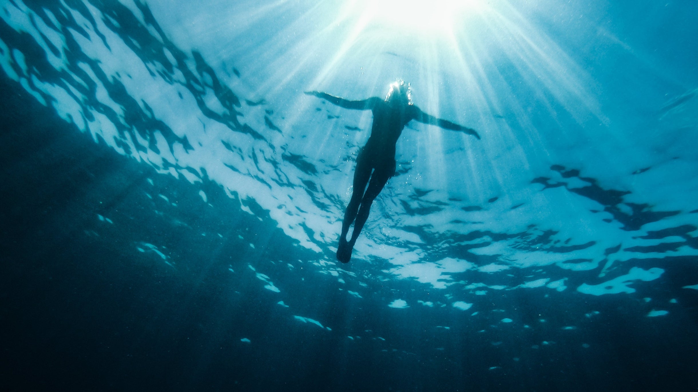 Les bienfaits des bains de mer pour la peau, le corps et l'esprit
